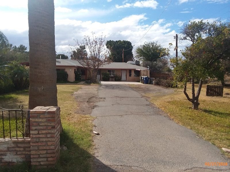 220 N 12th Ave, Yuma, AZ 85364 - photo 1