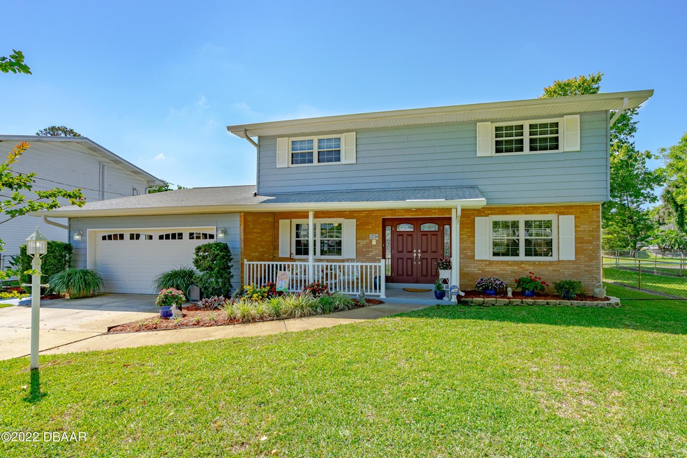 270 Warwick Ave, Ormond 32174