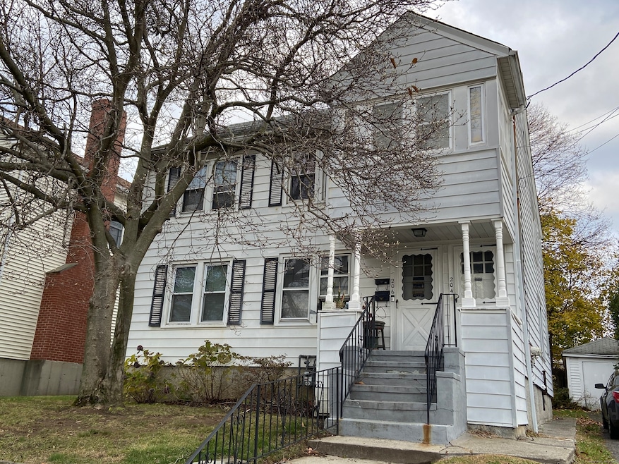 206 Mary Ave, Stratford, CT 06614 - photo 1