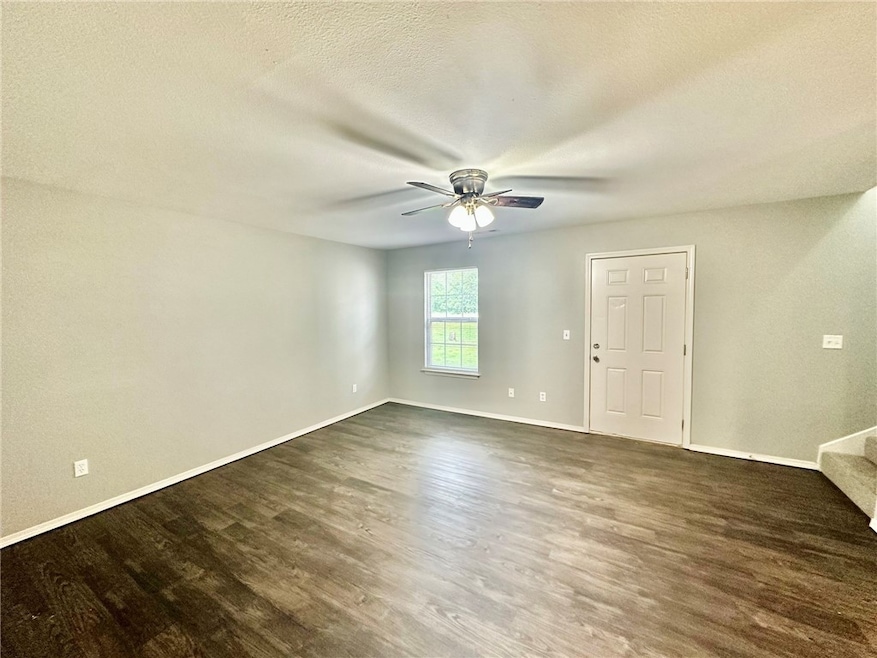 For Rent $1,450/month