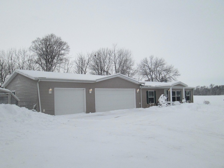 1228 198th Rd Front