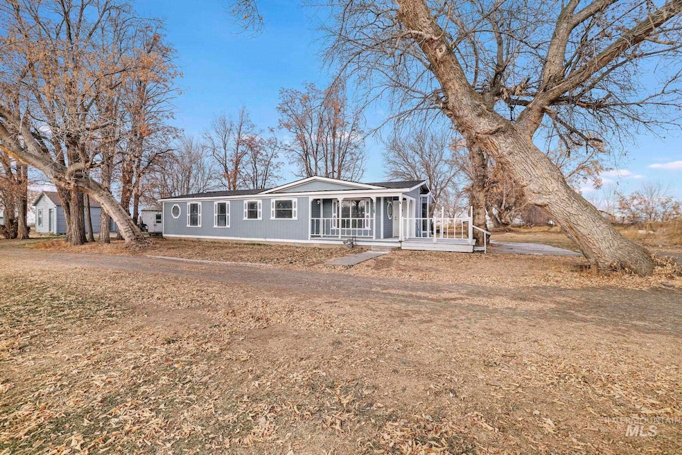 806 W Avenue D, Jerome, ID 83338 - photo 1