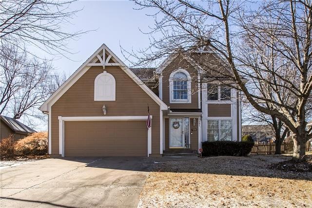 301 SW Marsh Wren St, Lees Summit, MO 64082 - photo 1