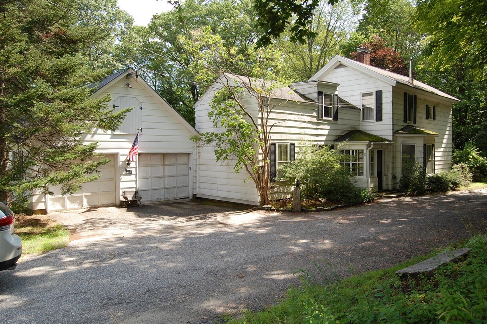 20 Grove St, Mechanic Falls, ME 04256 - photo 1