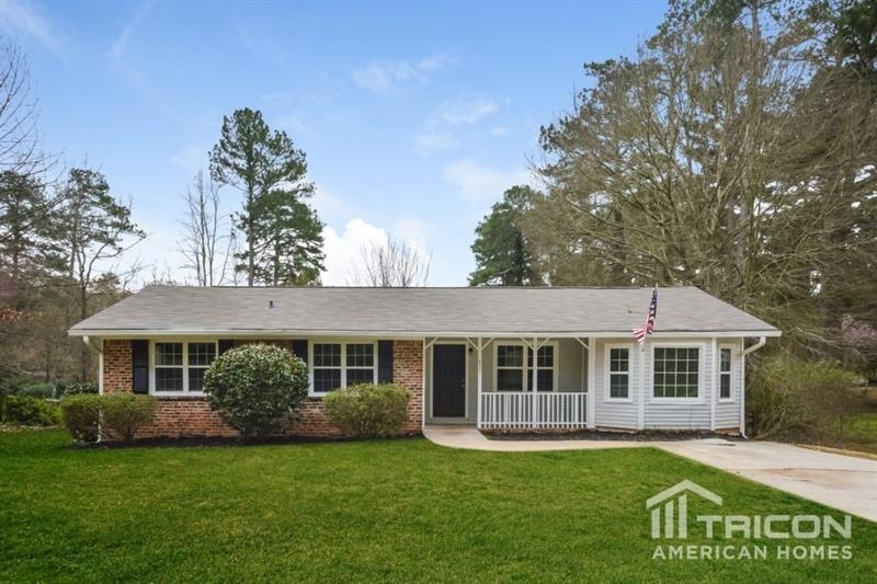 871 Carlton Dr SE, Conyers, GA 30094 - photo 1
