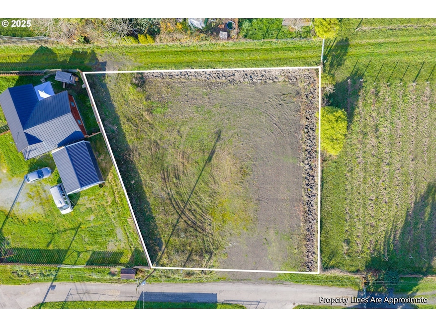 2047 Roseburg Rd, Myrtle Point, OR 97458 - photo 1