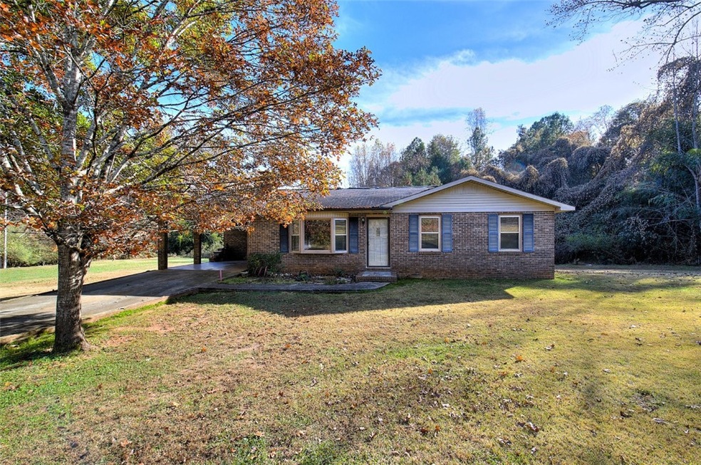 350 Austin Edwards Rd, Walhalla, SC 29691 - photo 1