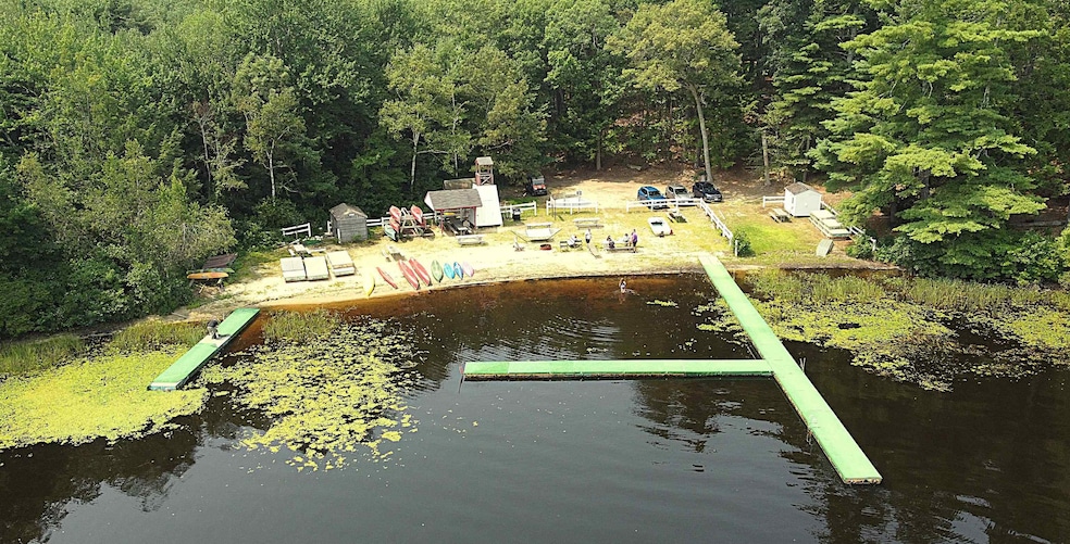 12 W Shore Park Rd, Kingston, NH 03848 - photo 1