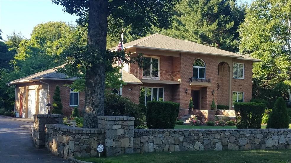 411 Cowesett Rd, Warwick, RI 02886 - photo 1