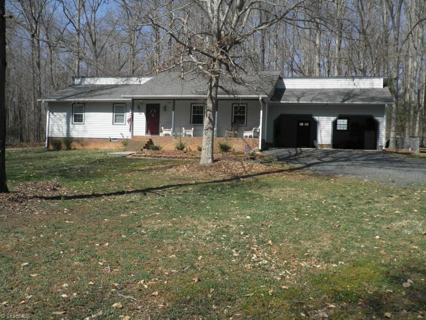 2474 Winding Woods Ln, Asheboro, NC 27205 - photo 1