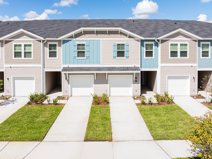 Longbay Townhomes Streetscape 04 2