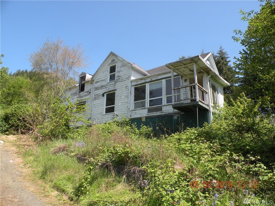 81 Monohon Landing Rd, Raymond, WA 98577 - photo 1