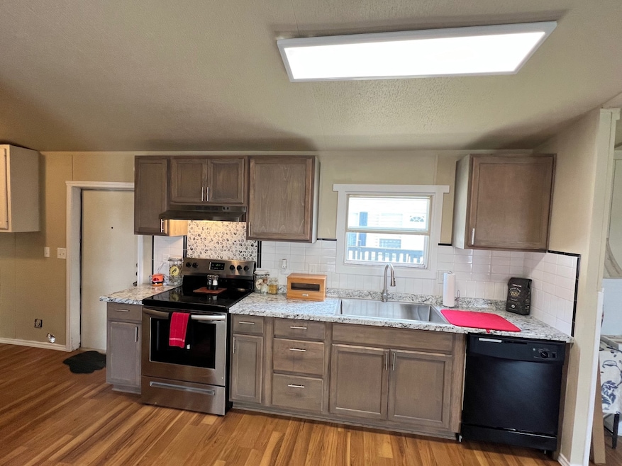 14900 Lasater Rd unit 106, Dallas, TX 75253 - photo 1