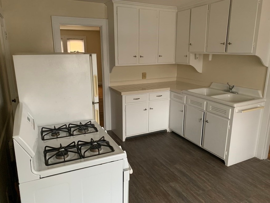 12 S Walnut St unit 4, Quincy, MA 02169 - photo 1