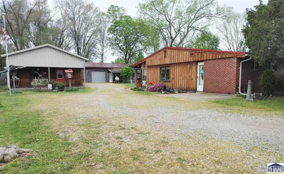 4205 6th Ave, Terre Haute, IN 47803 - photo 1