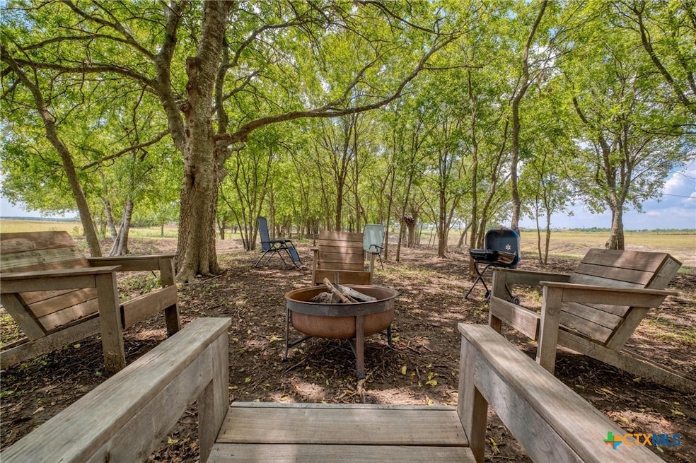 1250 County Road 311, Jarrell, TX 76537 - photo 1