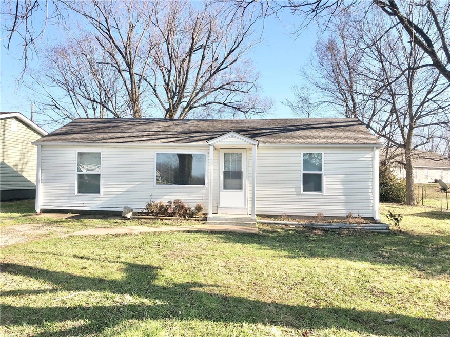 1660 Doubet Rd, Farmington, MO 63640 - photo 1