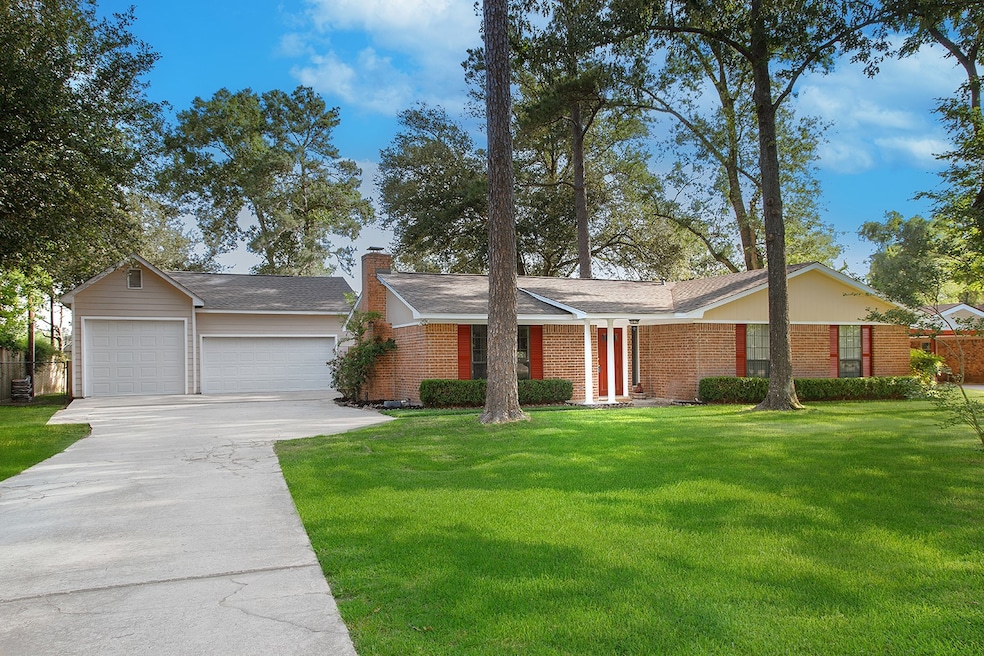 2407 Greenglade Ln, Spring, TX 77386 - photo 1