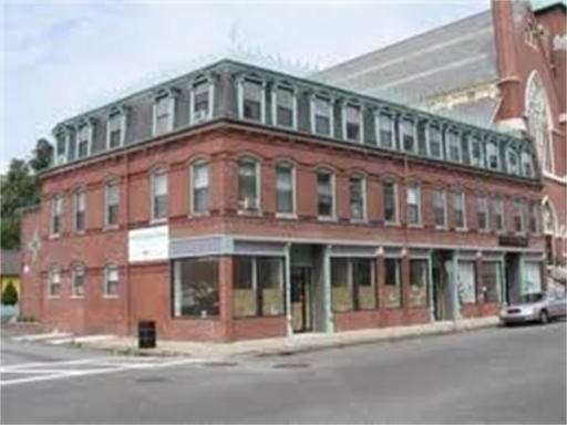 42 Joyce St unit D, Lynn, MA 01902 - photo 1