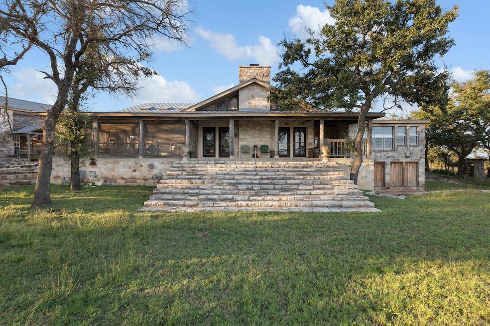 338 Wallendorf-Bohnert Rd, Fredericksburg, TX 78624 - photo 1