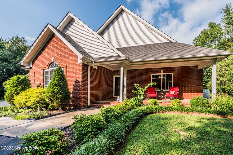 470 Goss Parrish Dr, Bowling Green, KY 42103 - photo 1