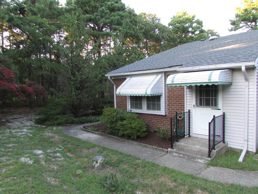 22E Greenleaf St unit 51, Whiting, NJ 08759 - photo 1