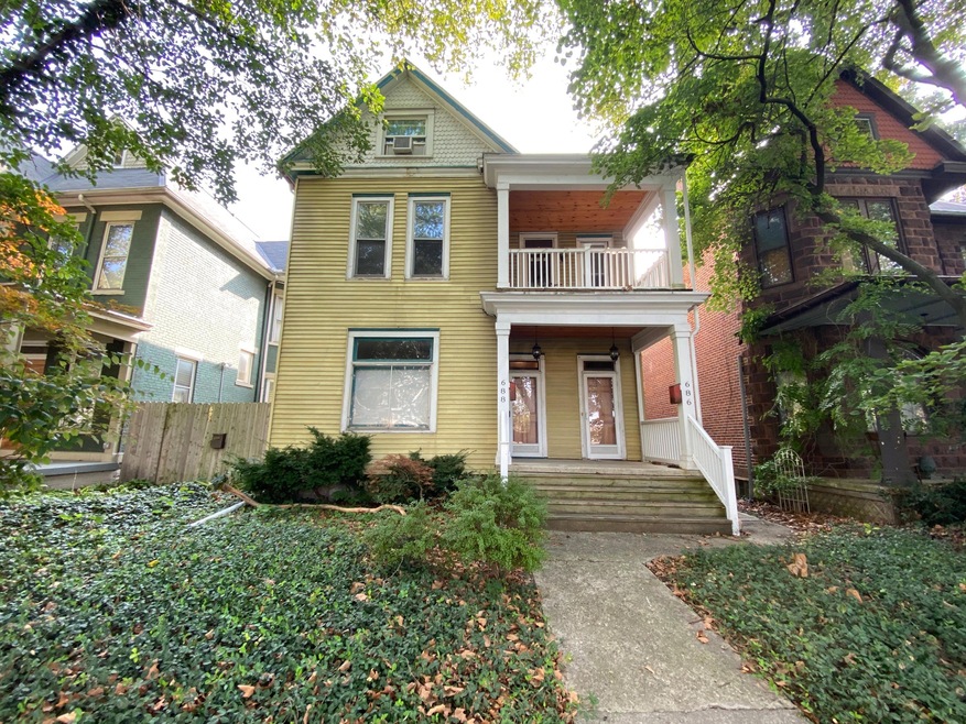 686 Neil Ave unit 688, Columbus, OH 43215 - photo 1