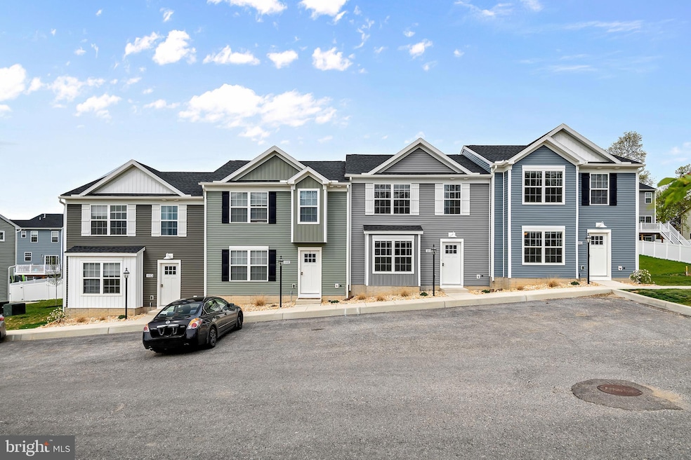 0 H St unit 11, Carlisle, PA 17013 - photo 1