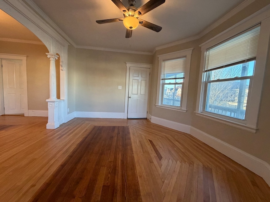 320 Wood St unit 2, New Bedford, MA 02745 - photo 1