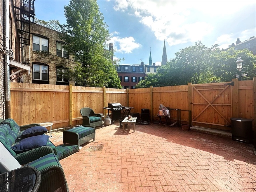 10 Mount Vernon Square unit 1, Boston, MA 02108 - photo 1