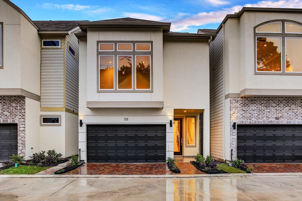 121 Knights Bridge Park Ln, Houston, TX 77018 - photo 1