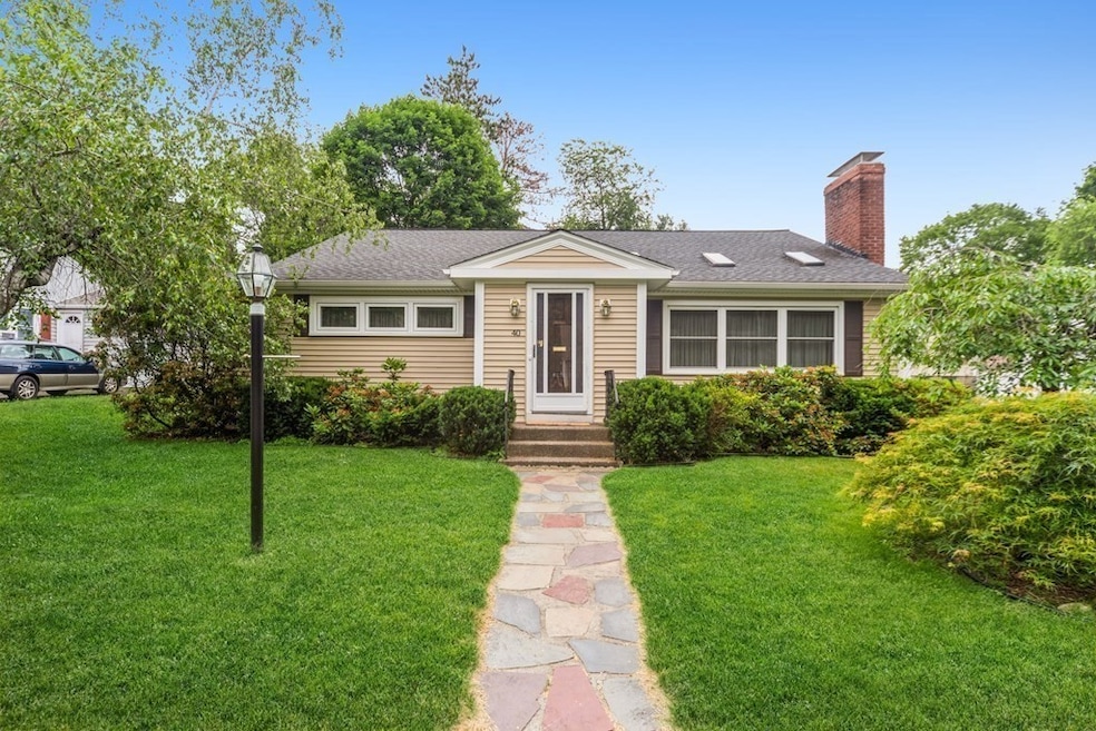 40 Kinnicutt Rd, Worcester, MA 01602 - photo 1