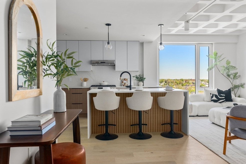 125 Lowell St unit 202, Somerville, MA 02143 - photo 1