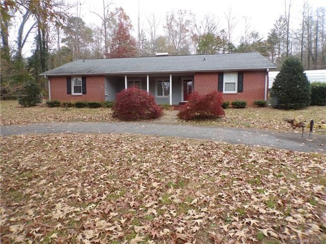 4819 Chapel Grove Rd, Gastonia, NC 28052 - photo 1