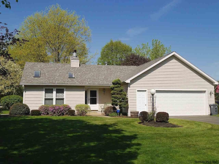 1005 Laural Ln, Ballston Spa, NY 12020 - photo 1