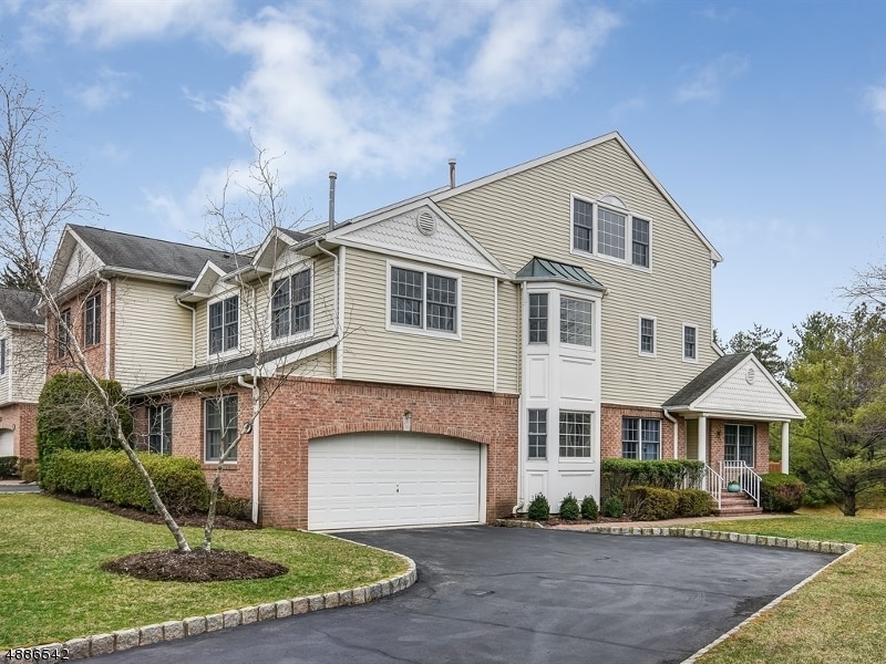 14 Waldeck Ct, West Orange, NJ 07052 - photo 1