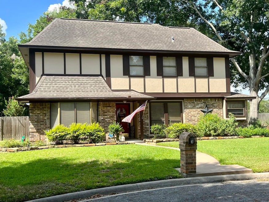 3 Inwood Cir, Bay City, TX 77414 - photo 1