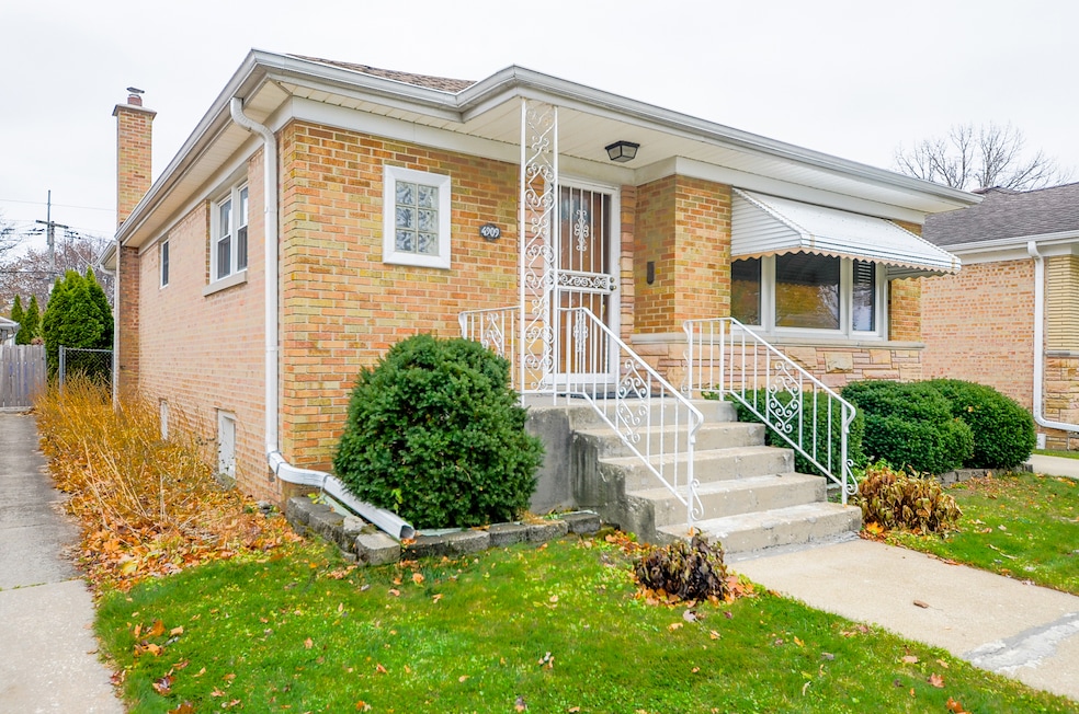 4909 N Newcastle Ave, Chicago, IL 60656 - photo 1