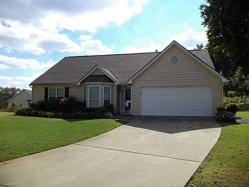 Exterior Front. STEPLESS RANCH ON CUL-DE-SAC