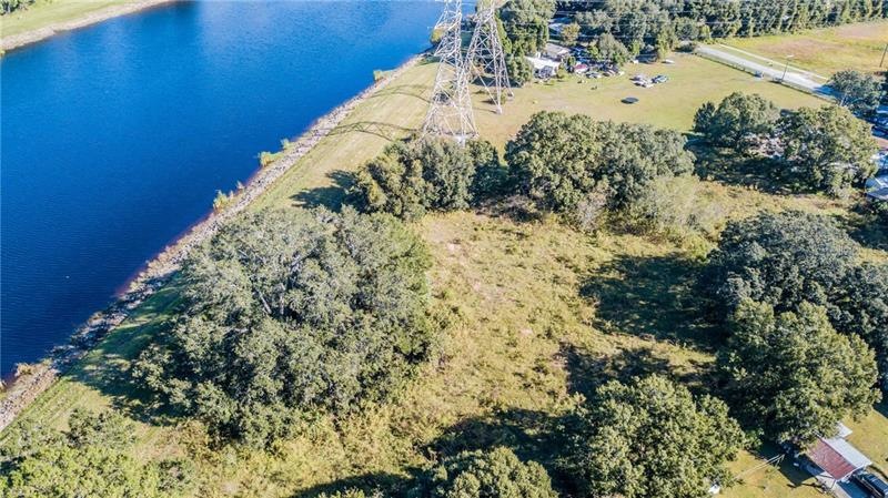 8422 Radio Ln, Tampa, FL 33619 - photo 1