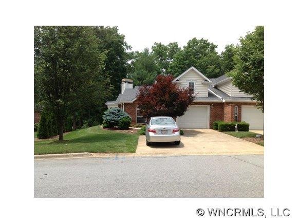 63 Lake Pointe Cir, Hendersonville, NC 28792 - photo 1