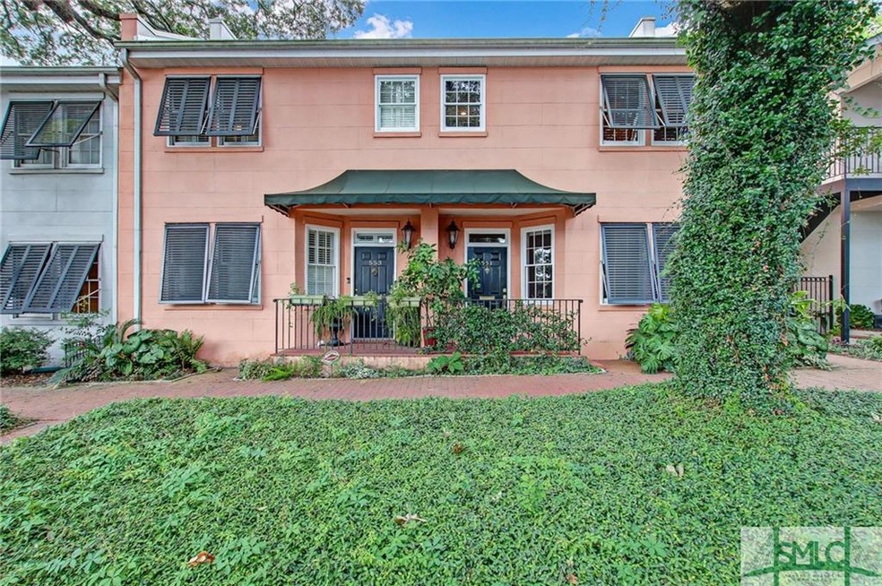 551 E Jones St, Savannah, GA 31401 - photo 1