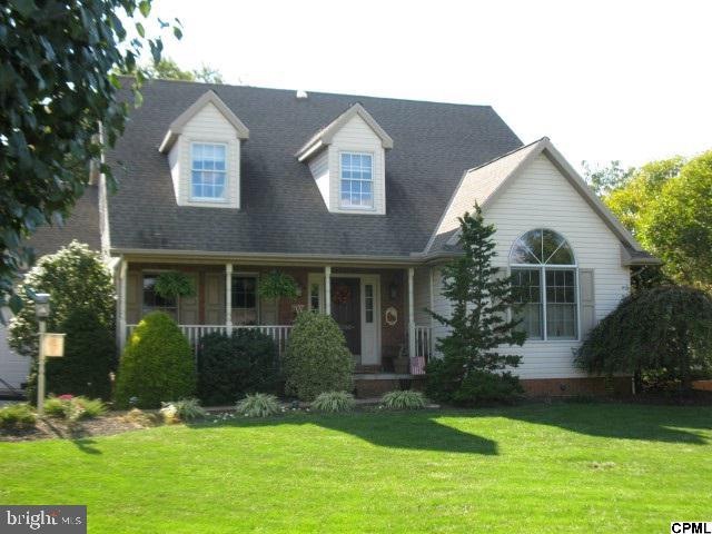 907 Grubb Rd, Palmyra, PA 17078 - photo 1