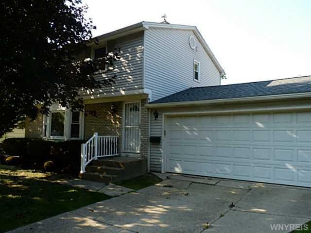 36 Dale Dr, North Tonawanda, NY 14120 - photo 1