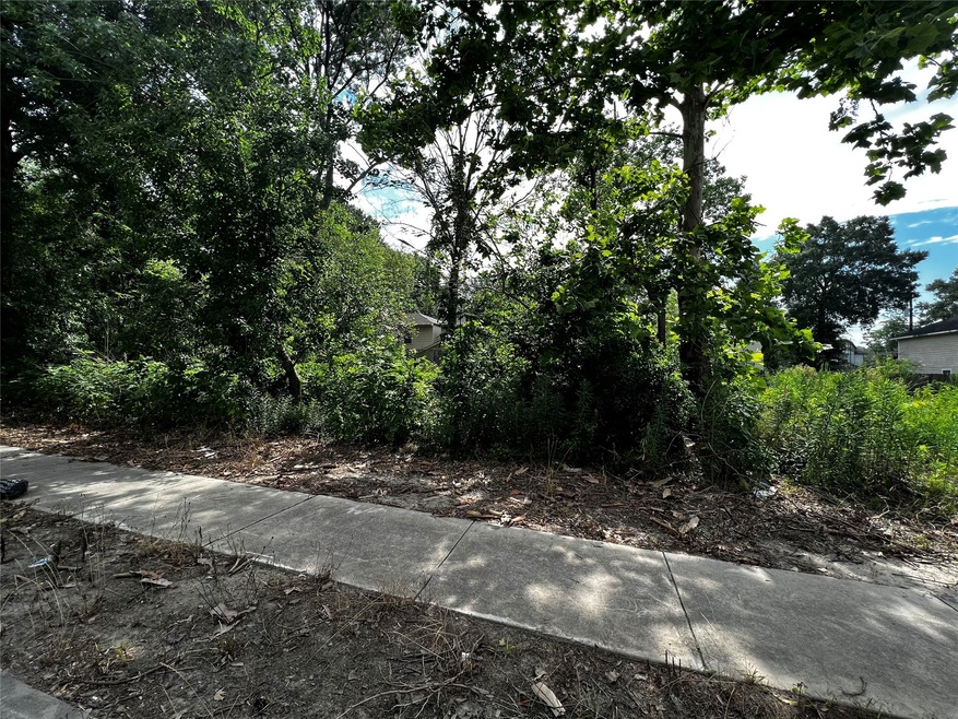 6431 Wheatley St, Houston, TX 77091 - photo 1