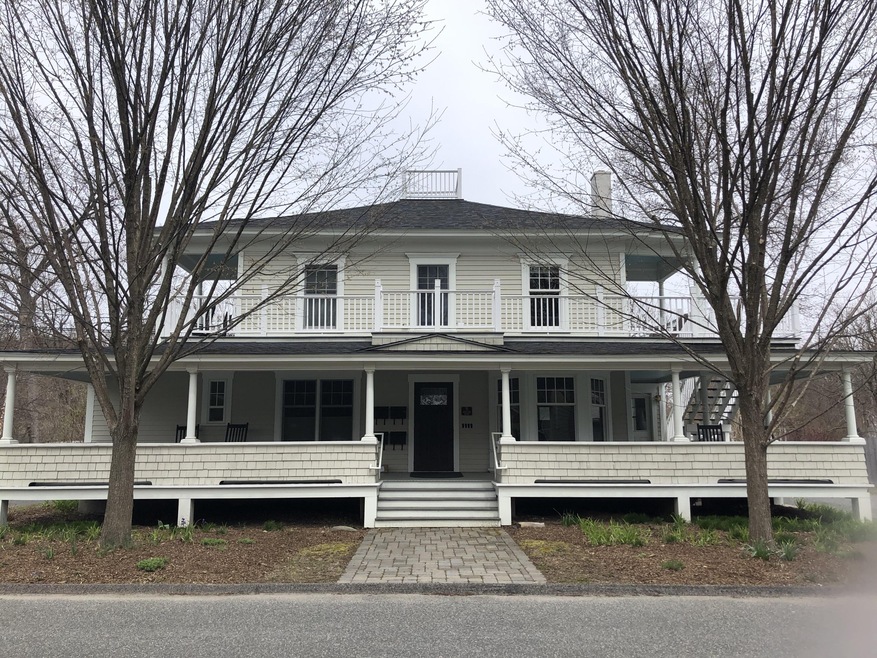 31 Dresser Ave unit 4, Great Barrington, MA 01230 - photo 1