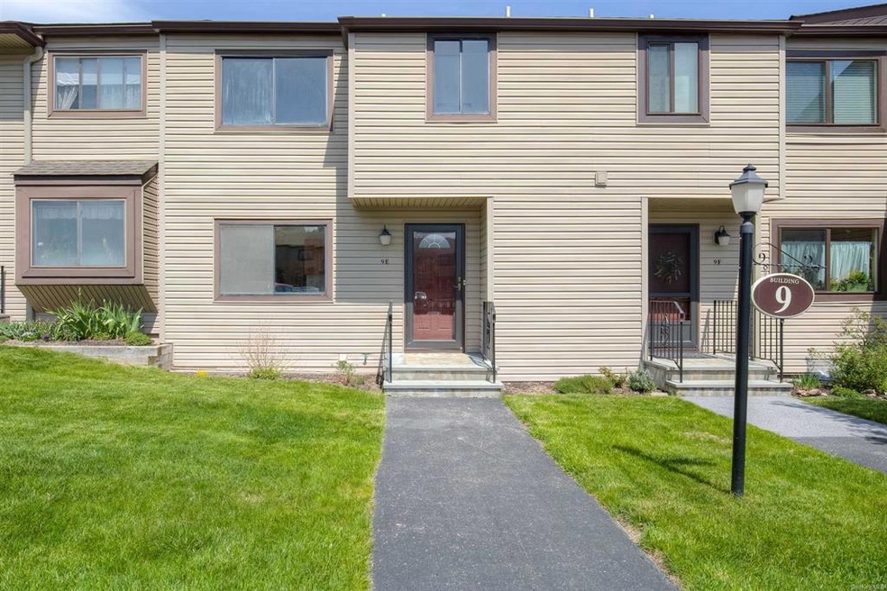 9 Squires Gate unit 9E, Poughkeepsie, NY 12603 - photo 1