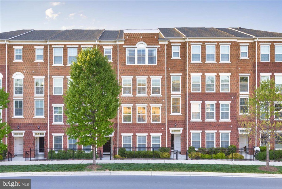 3056 Rittenhouse Cir unit 54, Fairfax, VA 22031 - photo 1
