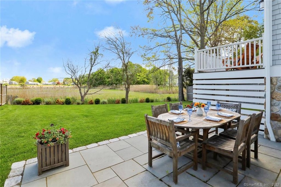 Enjoy dining al fresco with beautiful, scenic, pri
