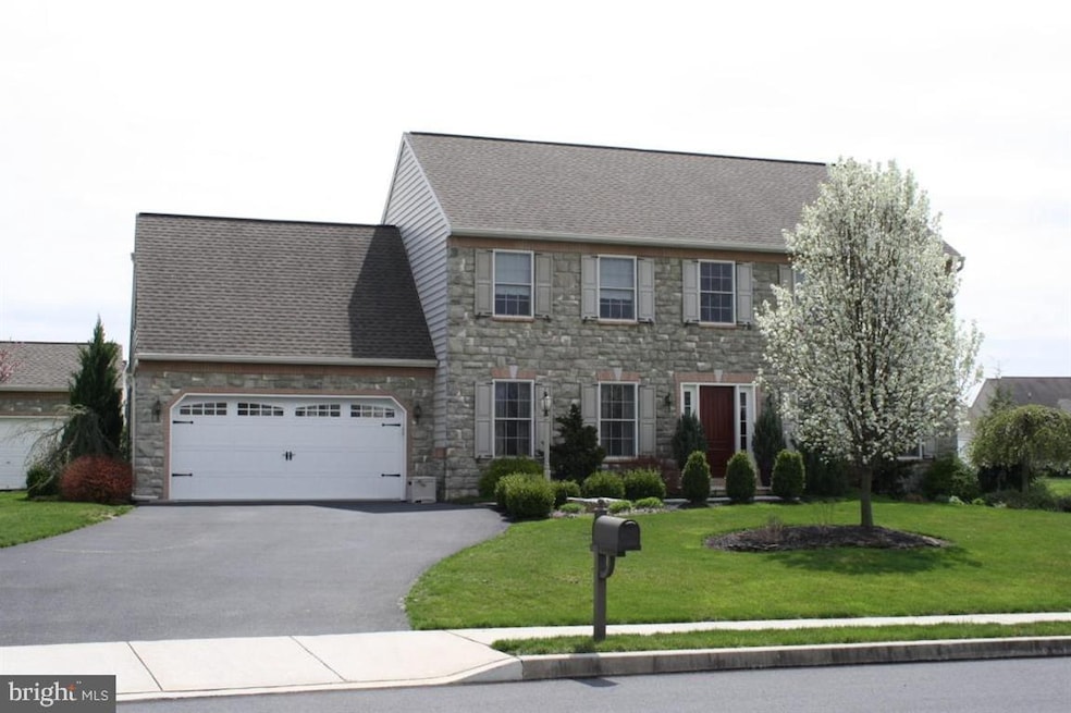 40 Jewel Dr, Mount Joy, PA 17552 - photo 1